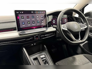 Used Volkswagen Golf 2025 for sale - 79297480: Photo