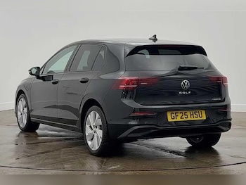 Used Volkswagen Golf 2025 for sale - 79297480: Photo