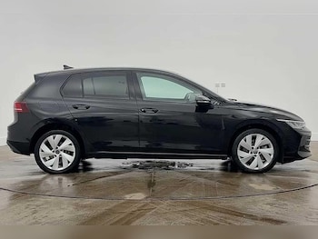 Used Volkswagen Golf 2025 for sale - 79297480: Photo