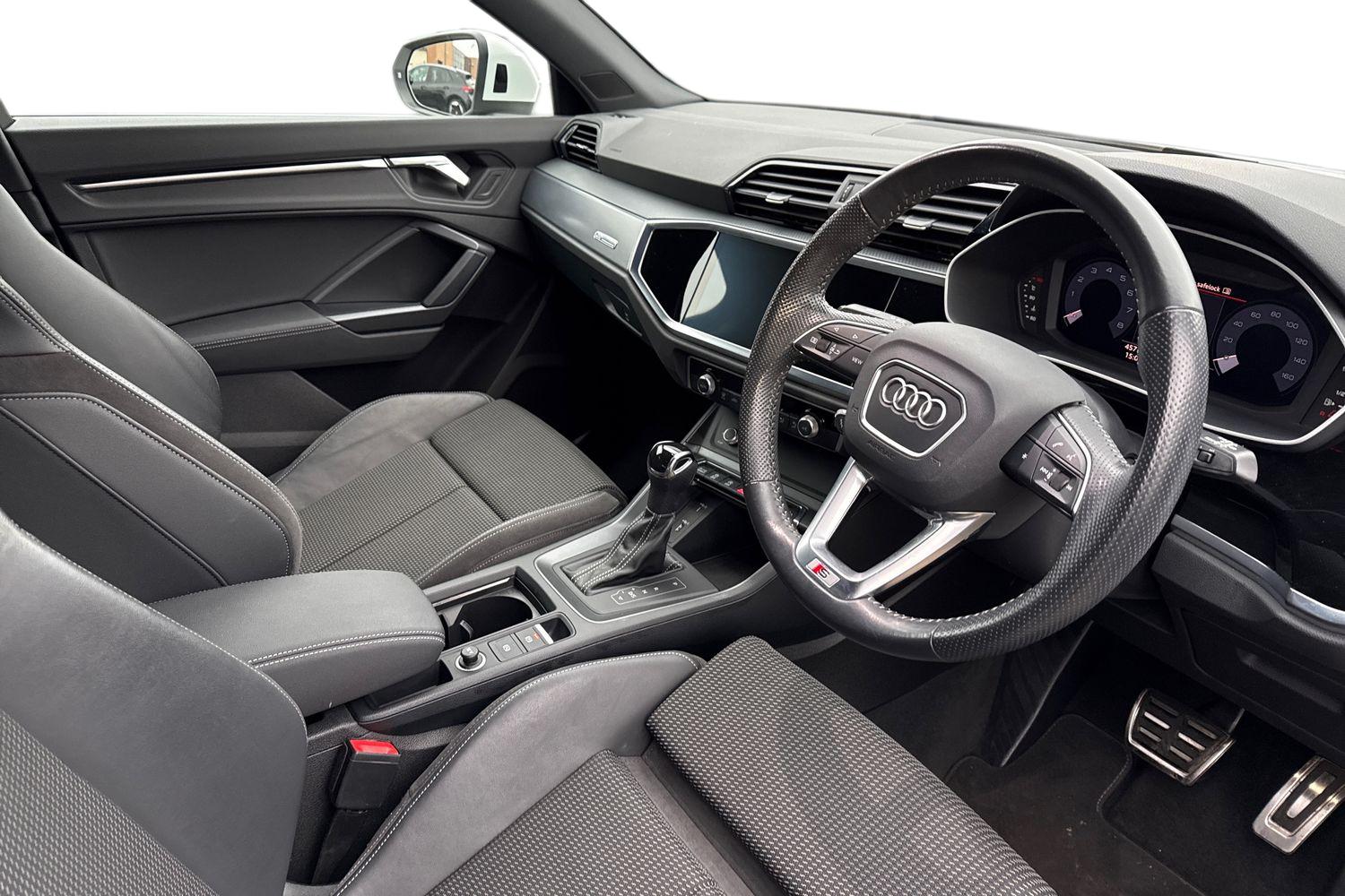 Used Audi Q3 2020 for sale - 77429617: Photo 14