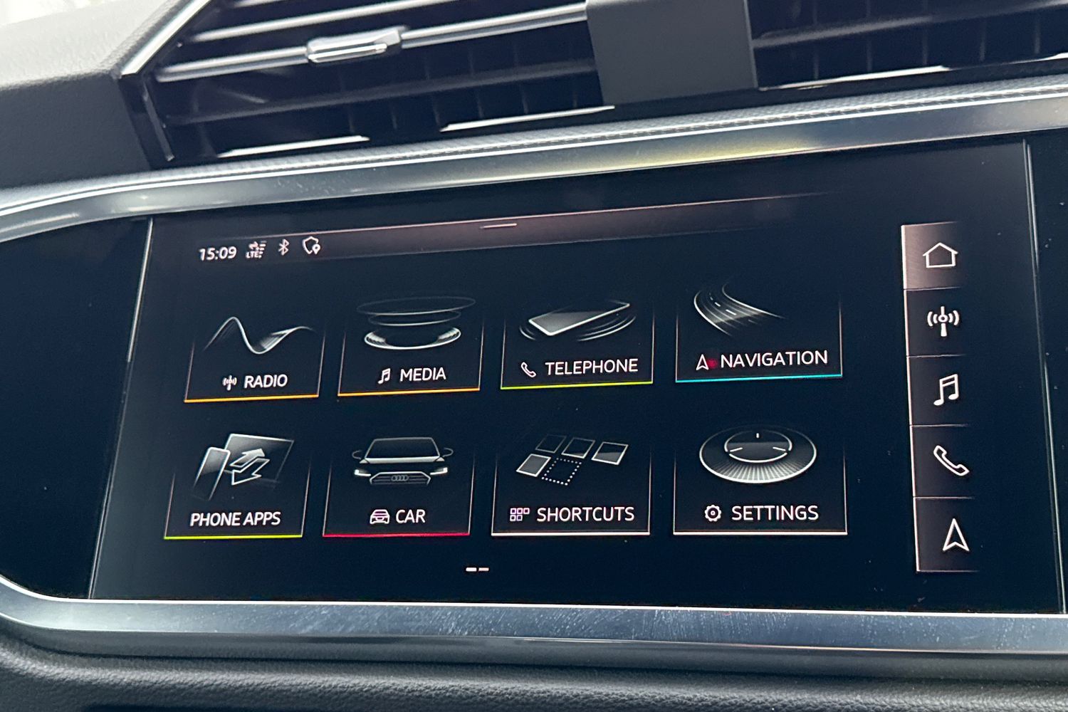 Used Audi Q3 2020 for sale - 77429617: Photo 28