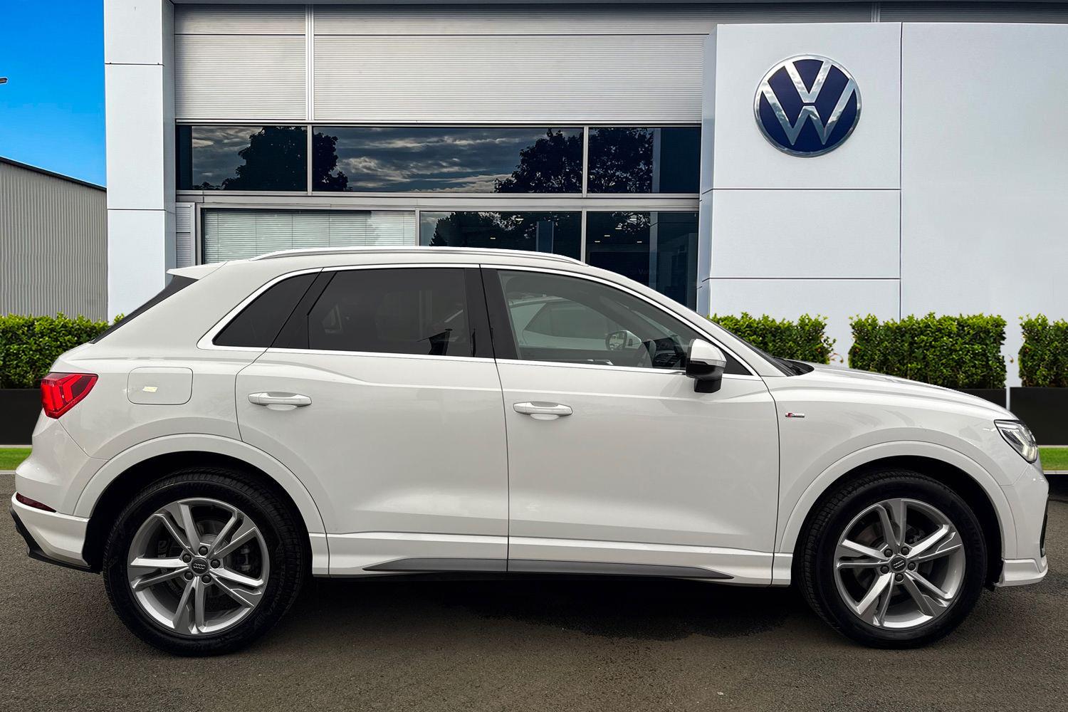 Used Audi Q3 2020 for sale - 77429617: Photo 3