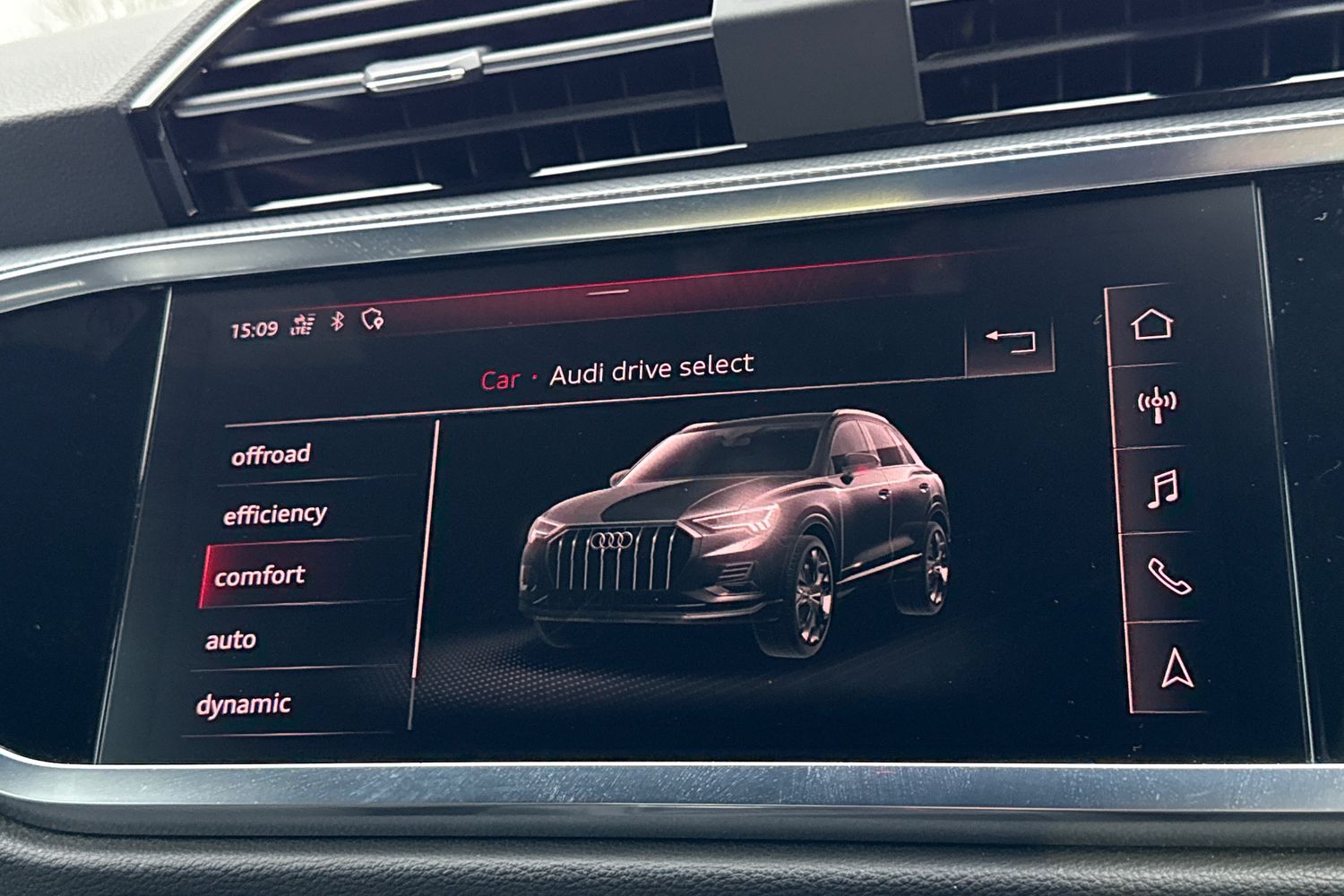 Used Audi Q3 2020 for sale - 77429617: Photo 32