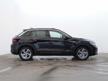 Used Volkswagen T-Roc 2024 for sale - 77500828: Photo