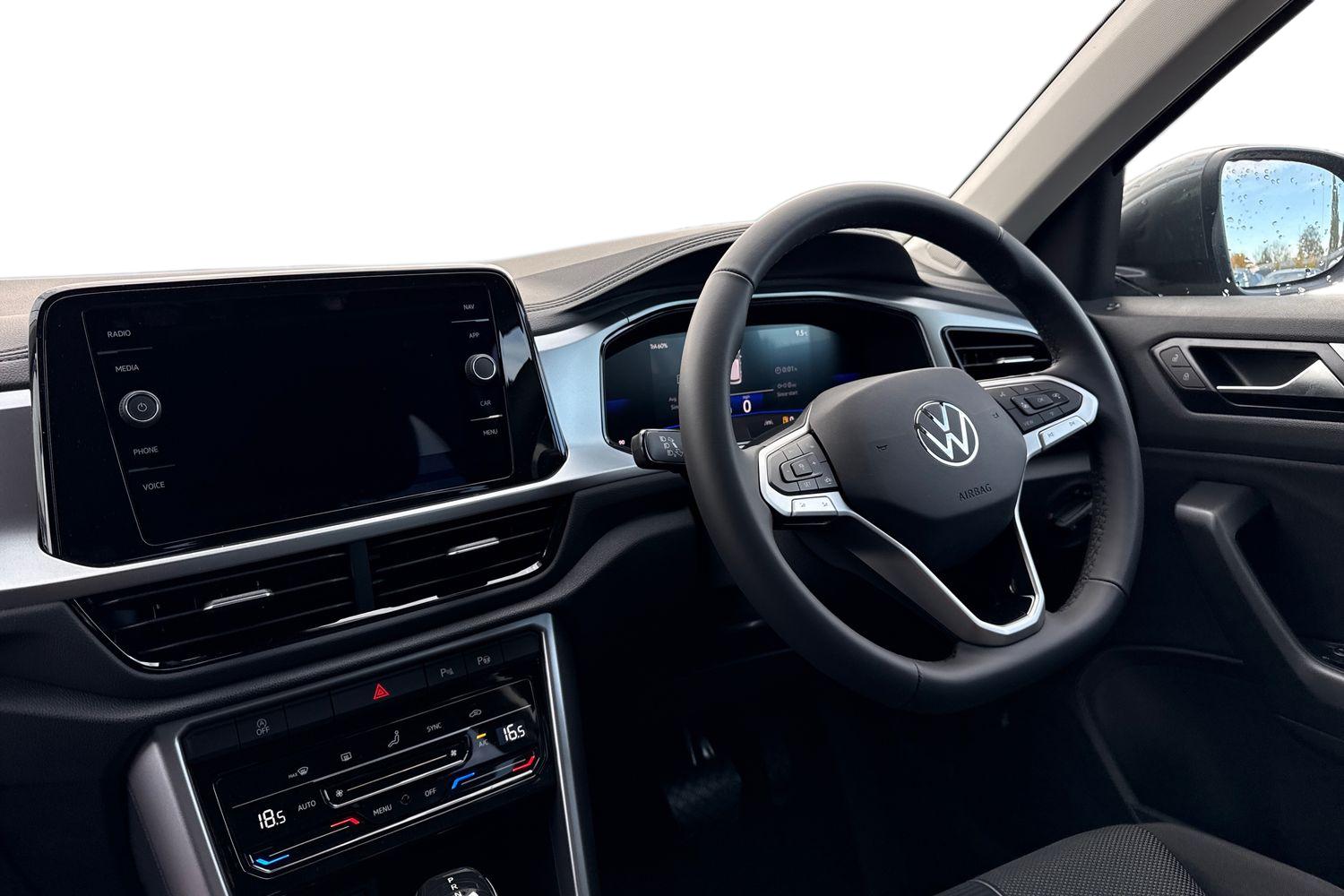 Used Volkswagen T-Roc 2025 for sale - 76374774: Photo 17