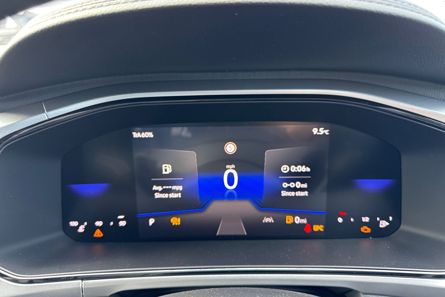 Used Volkswagen T-Roc 2025 for sale - 76374774: Photo 31