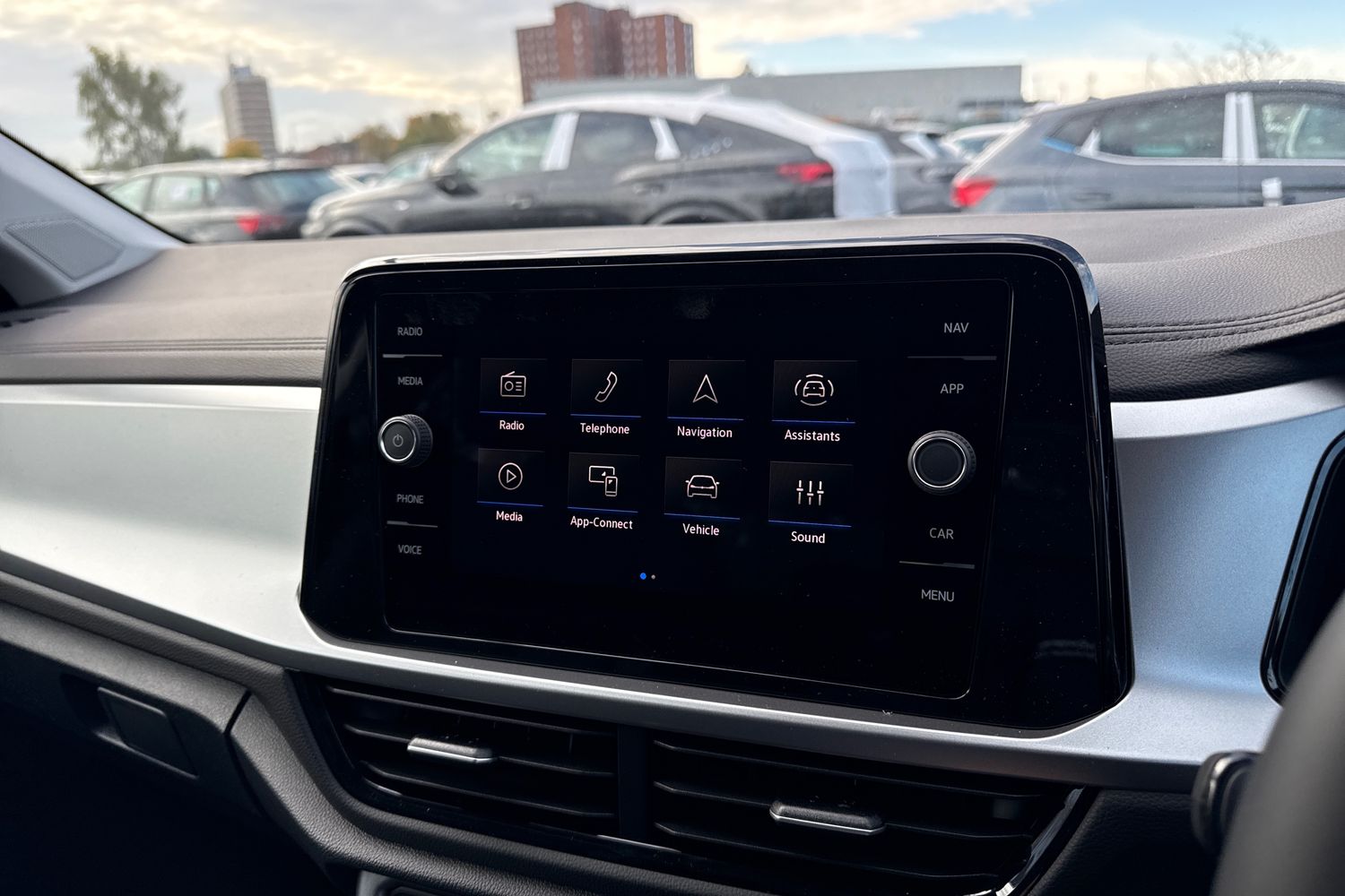 Used Volkswagen T-Roc 2025 for sale - 76374774: Photo 37