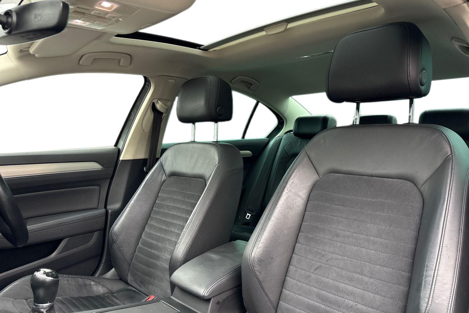 Used Volkswagen Passat 2017 for sale - 76774666: Photo 16