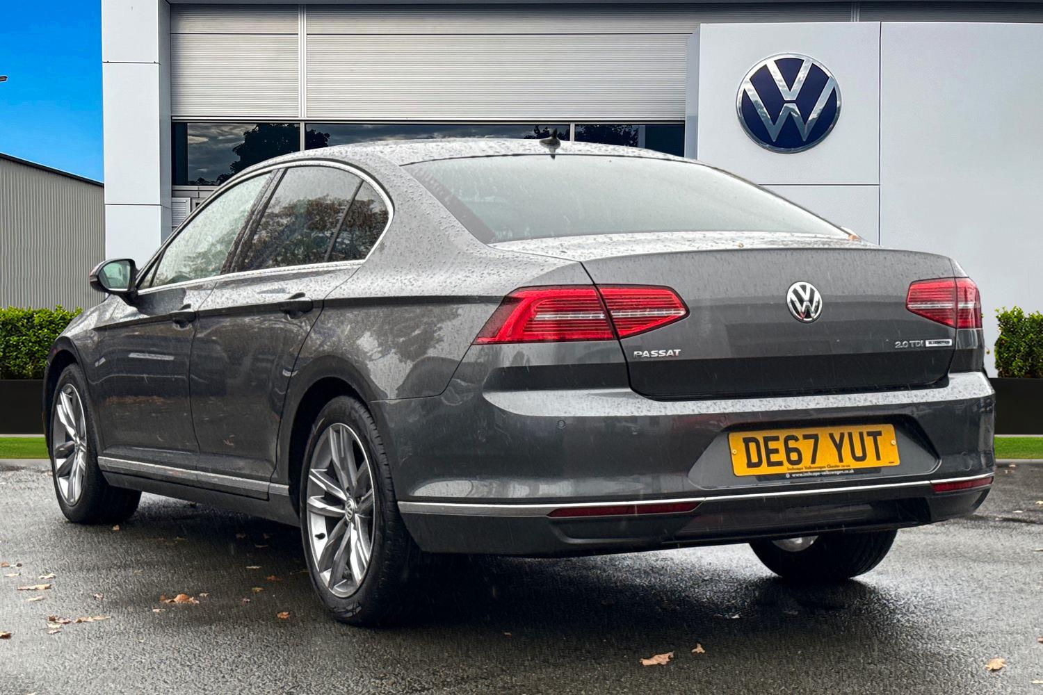 Used Volkswagen Passat 2017 for sale - 76774666: Photo 2