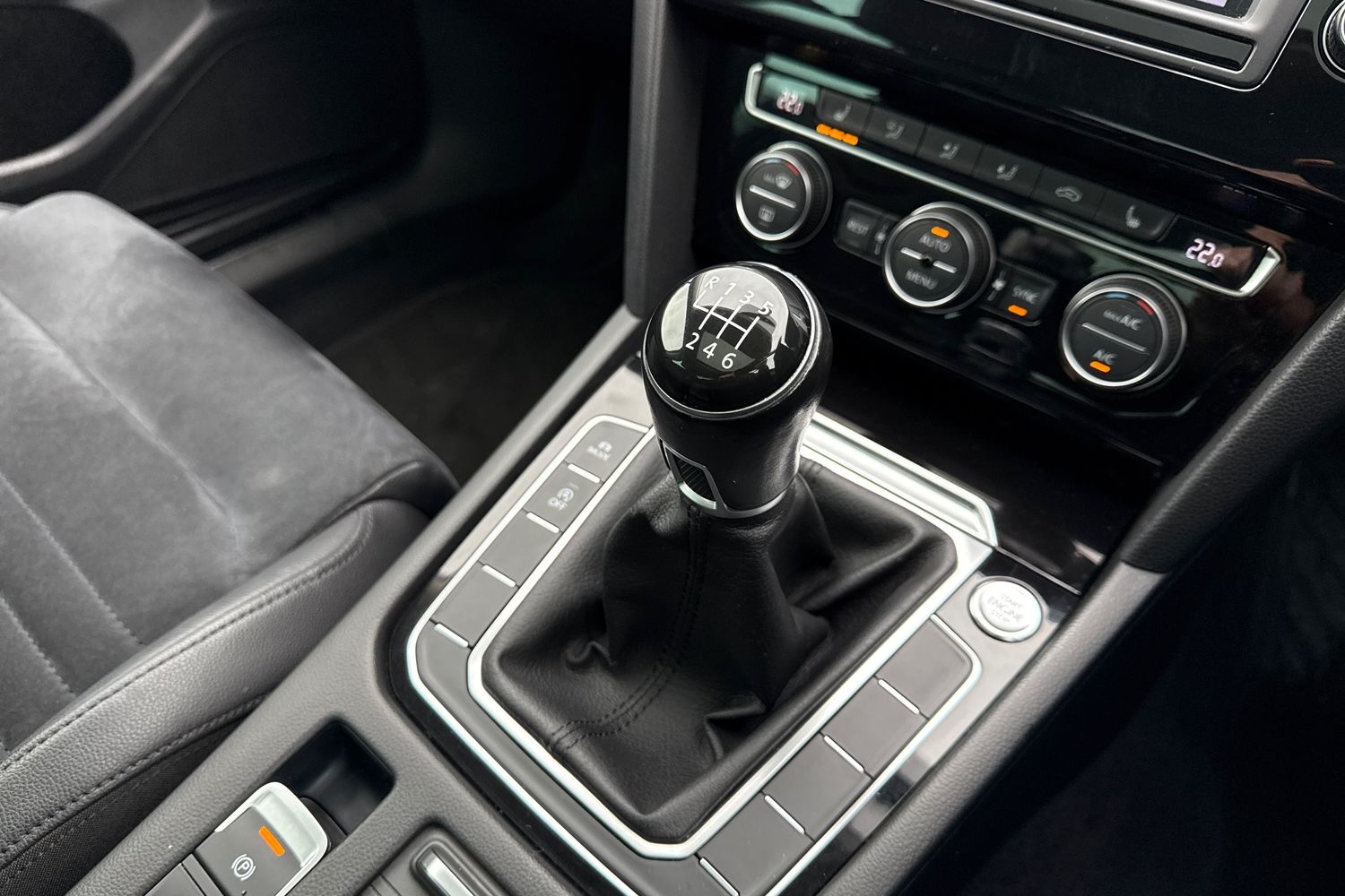 Used Volkswagen Passat 2017 for sale - 76774666: Photo 23