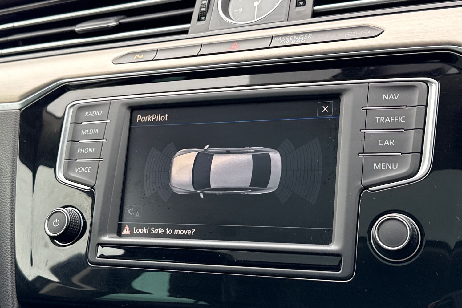 Used Volkswagen Passat 2017 for sale - 76774666: Photo 31