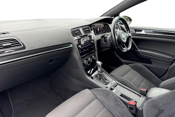 Used Volkswagen Golf 2018 for sale - 76148844: Photo 15