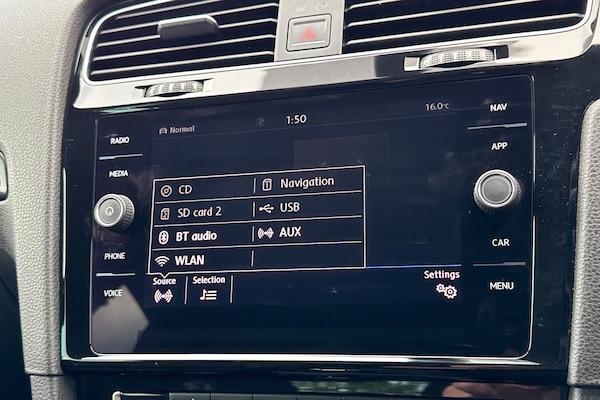Used Volkswagen Golf 2018 for sale - 76148844: Photo 28