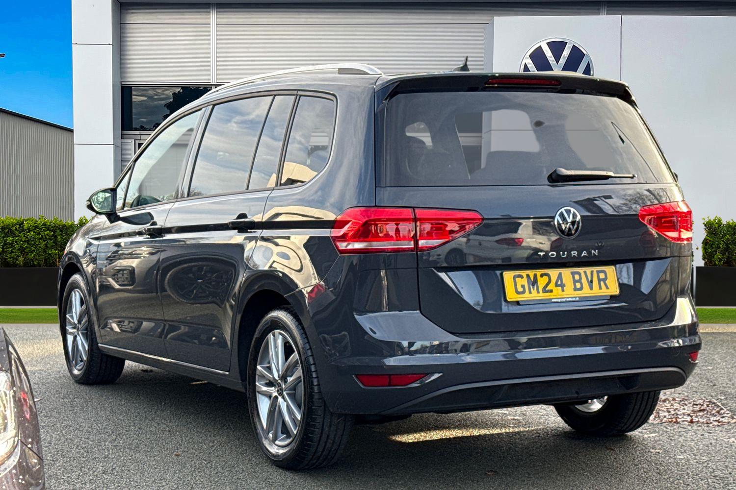 Used Volkswagen Touran 2024 for sale - 77394216: Photo 2