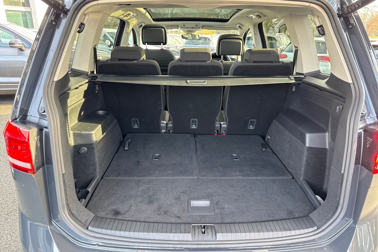 Used Volkswagen Touran 2024 for sale - 77394216: Photo 7