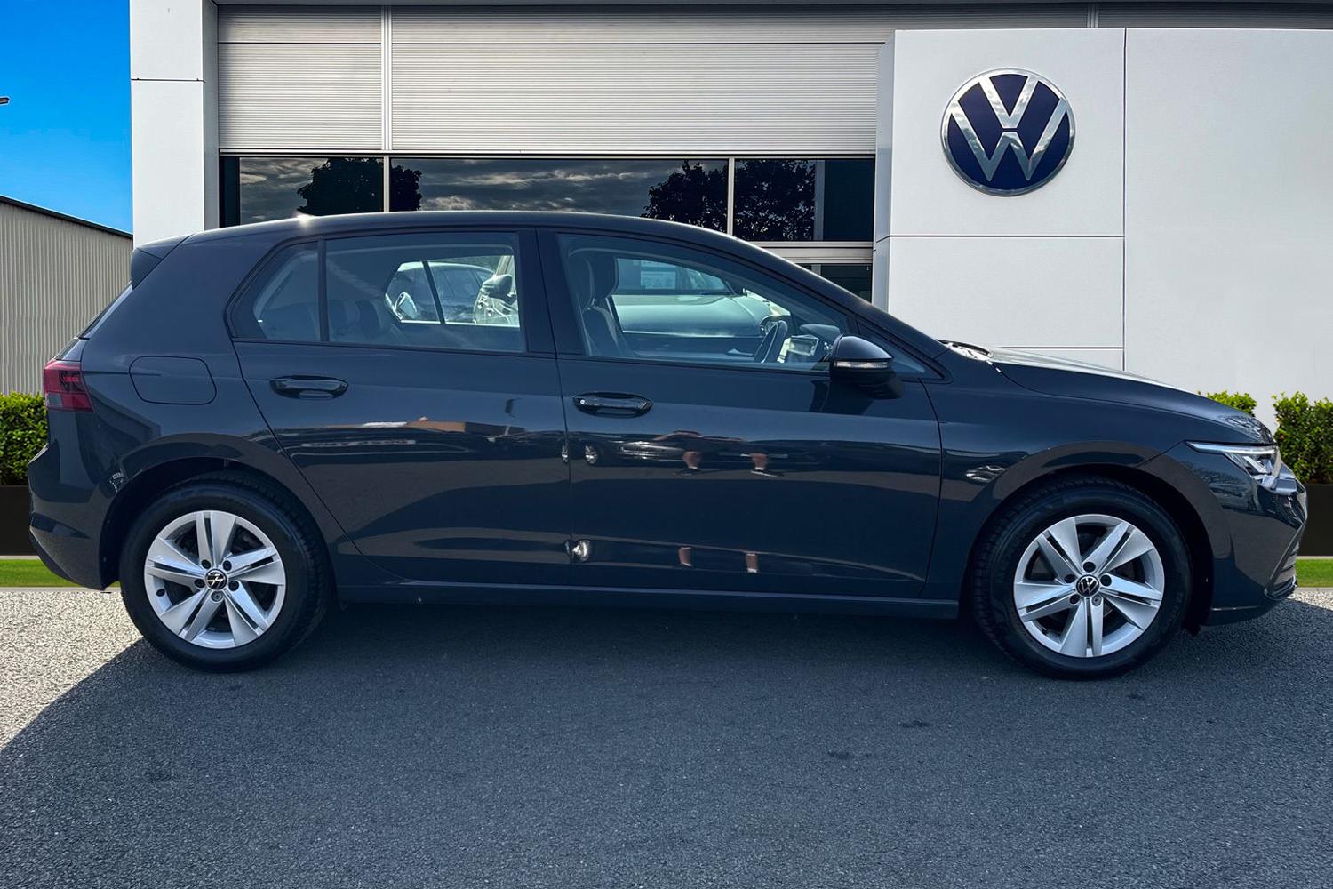 Used Volkswagen Golf 2023 for sale - 78189990: Photo 3