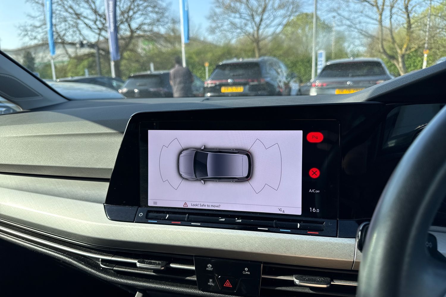 Used Volkswagen Golf 2023 for sale - 78189990: Photo 40