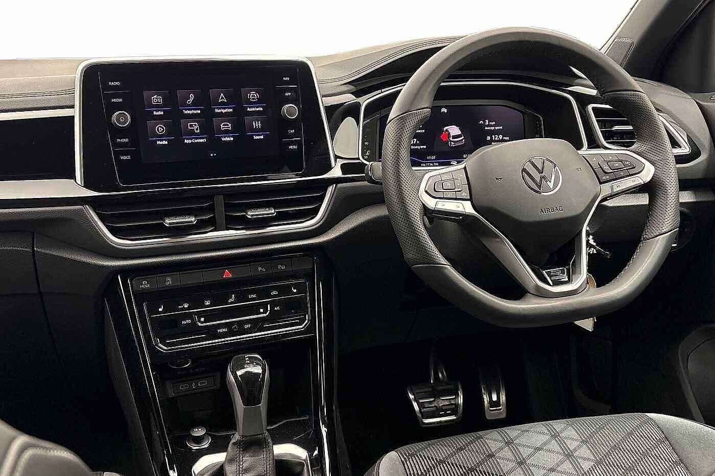 Used Volkswagen T-Roc 2025 for sale - 78001819: Photo 2