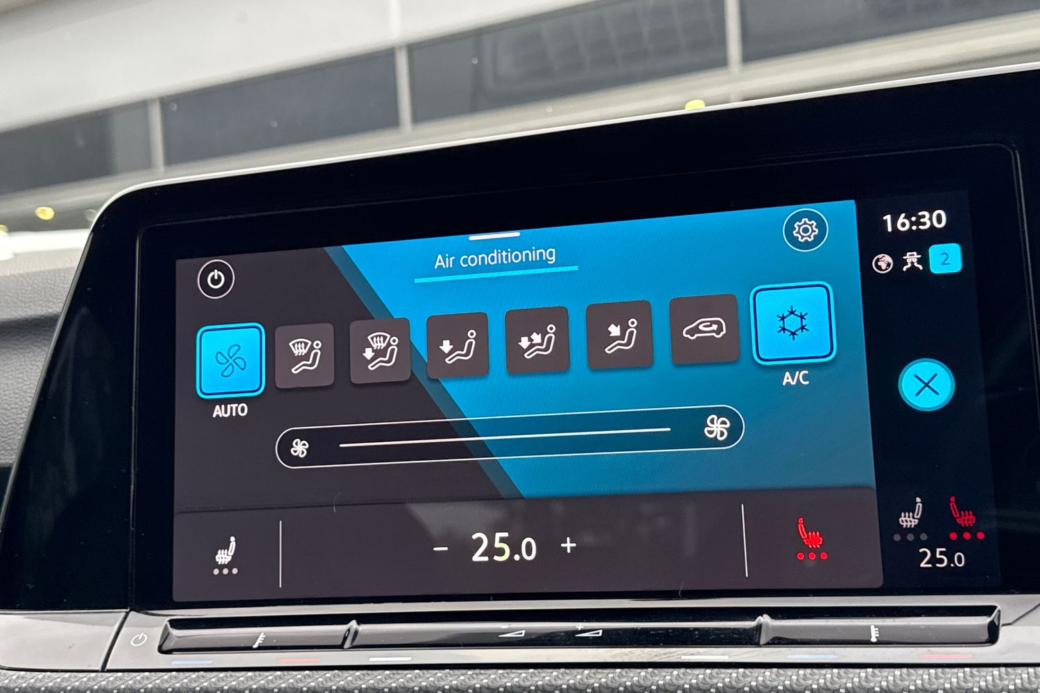 Used Volkswagen Golf 2023 for sale - 76385444: Photo 22