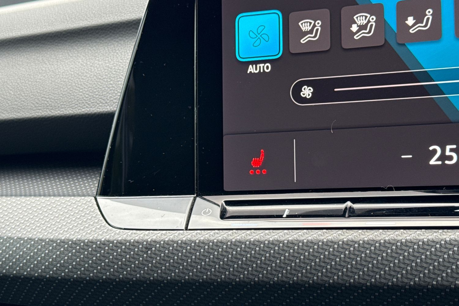 Used Volkswagen Golf 2023 for sale - 76385444: Photo 35