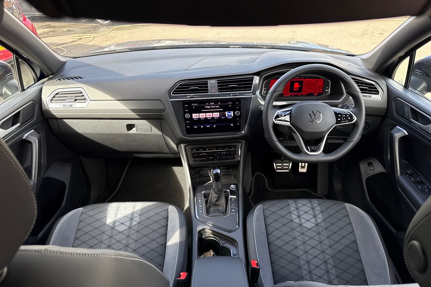 Used Volkswagen Tiguan Allspace 2025 for sale - 76847901: Photo 41