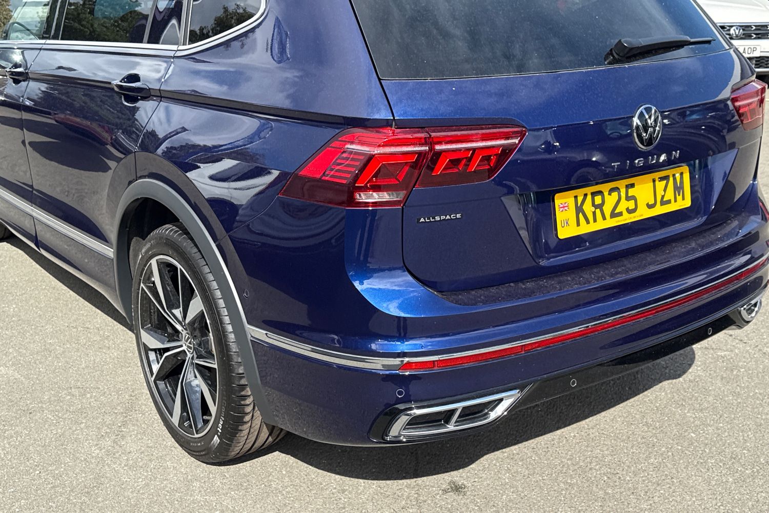 Used Volkswagen Tiguan Allspace 2025 for sale - 76847901: Photo 8