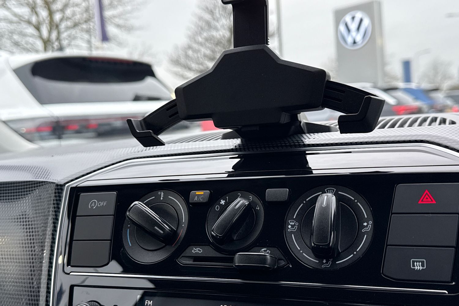 Used Volkswagen up! 2017 for sale - 77334350: Photo 22