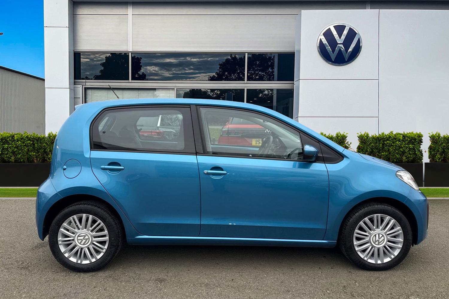 Used Volkswagen up! 2017 for sale - 77334350: Photo 3