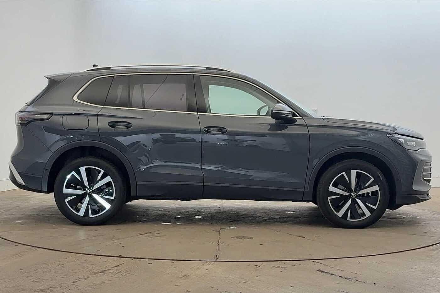 Used Volkswagen Tiguan 2025 for sale - 77302908: Photo 4