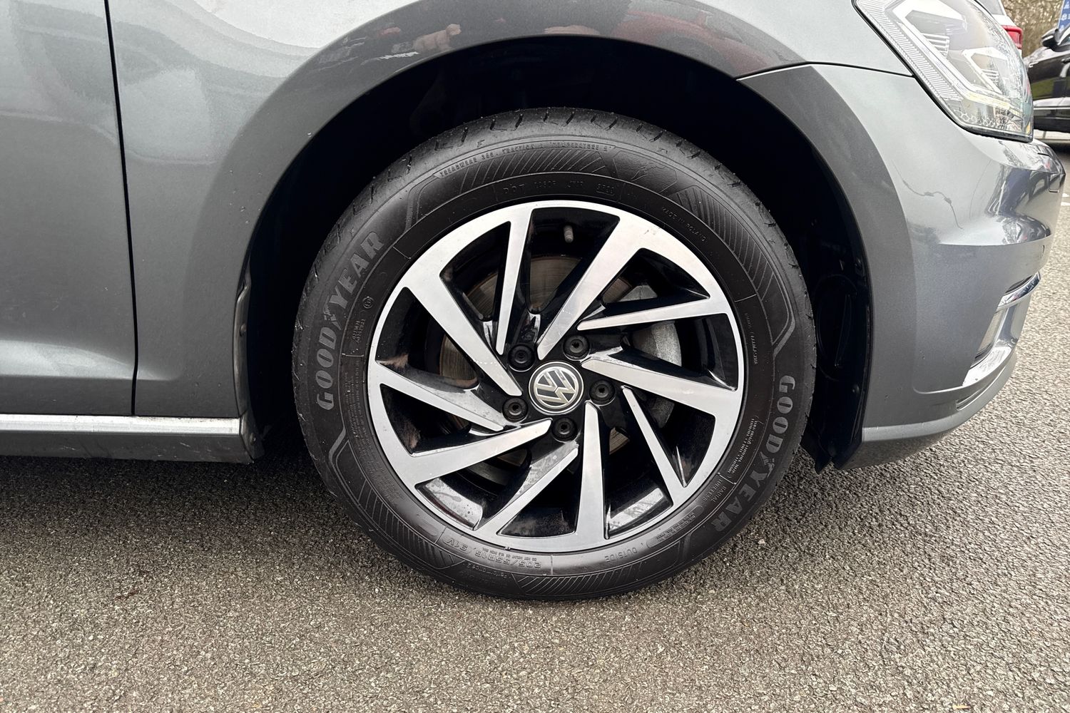 Used Volkswagen Golf 2019 for sale - 77147618: Photo 10