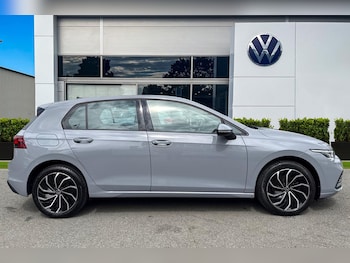 Used Volkswagen Golf 2022 for sale - 78577286: Photo