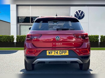 Used Volkswagen T-Roc 2024 for sale - 75761374: Photo