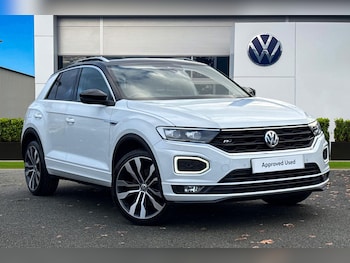 Used Volkswagen T-Roc 2019 for sale - 76902569: Photo