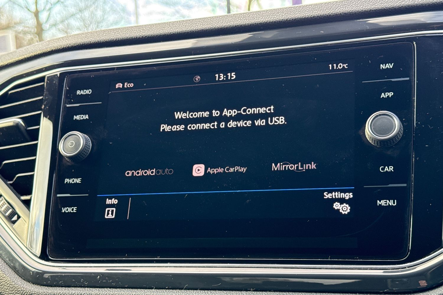 Used Volkswagen T-Roc 2019 for sale - 76902569: Photo 29