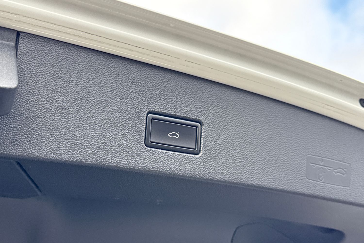 Used Volkswagen T-Roc 2019 for sale - 76902569: Photo 41