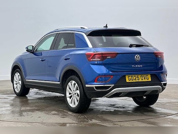 Used Volkswagen T-Roc 2025 for sale - 79392726: Photo