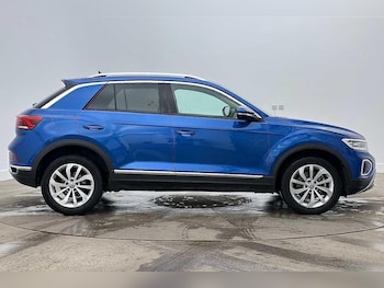 Used Volkswagen T-Roc 2025 for sale - 79392726: Photo