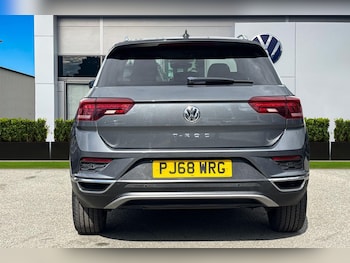 Used Volkswagen T-Roc 2018 for sale - 78594258: Photo