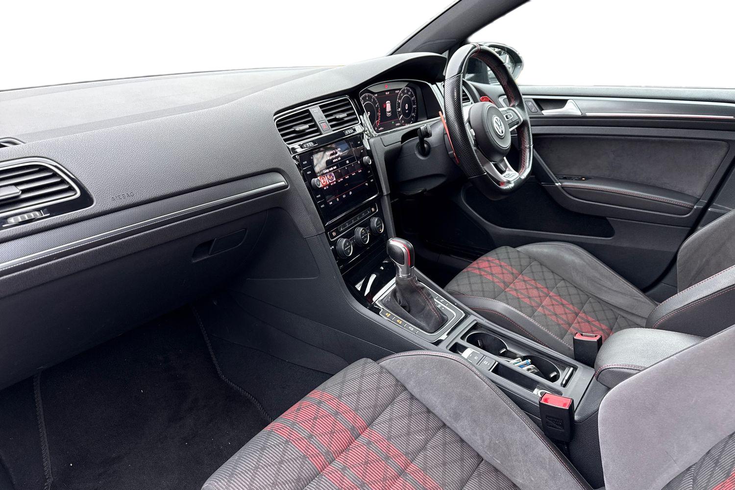 Used Volkswagen Golf 2019 for sale - 77394131: Photo 15