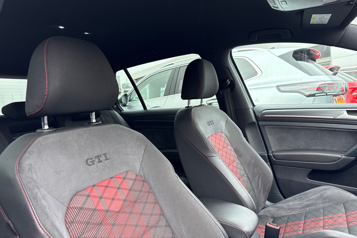 Used Volkswagen Golf 2019 for sale - 77394131: Photo 24