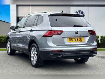 Used Volkswagen Tiguan Allspace 2021 for sale - 75855829: Photo