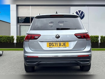 Used Volkswagen Tiguan Allspace 2021 for sale - 75855829: Photo