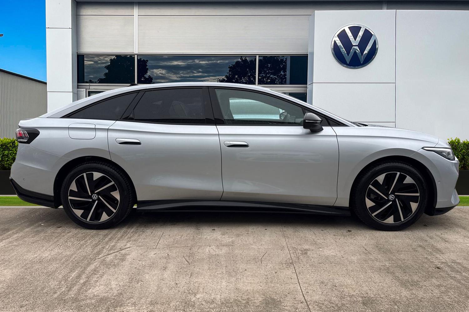 Used Volkswagen ID.7 2025 for sale - 77708664: Photo 3