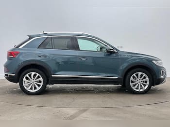 Used Volkswagen T-Roc 2025 for sale - 79639803: Photo