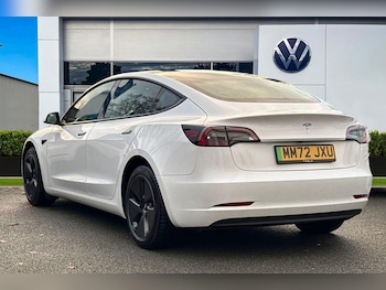 Used Tesla Model 3 2022 for sale - 76985371: Photo
