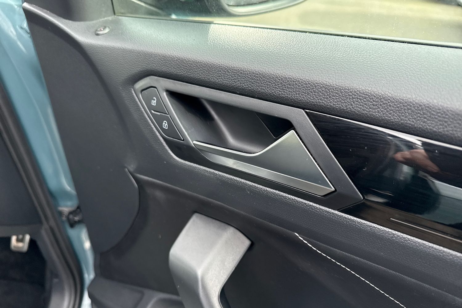 Used Volkswagen T-Roc 2023 for sale - 78016320: Photo 21