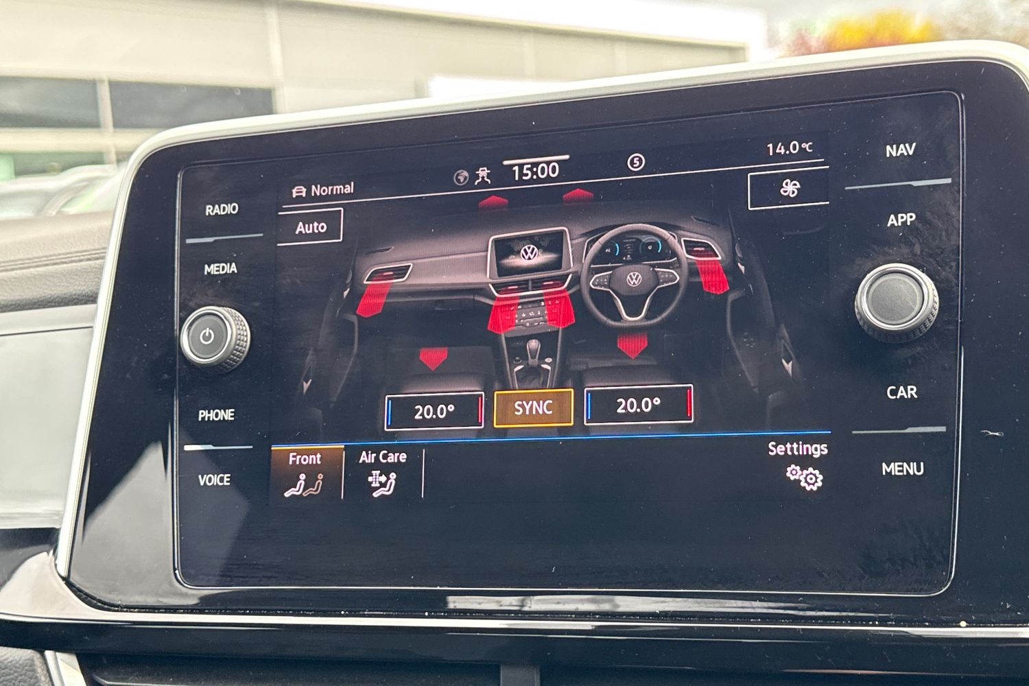 Used Volkswagen T-Roc 2023 for sale - 78016320: Photo 22