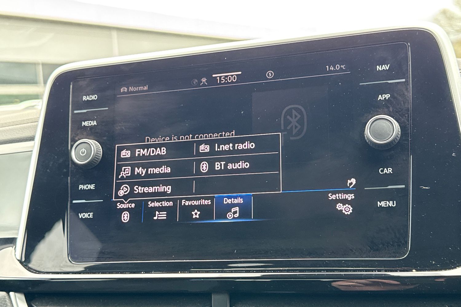 Used Volkswagen T-Roc 2023 for sale - 78016320: Photo 29