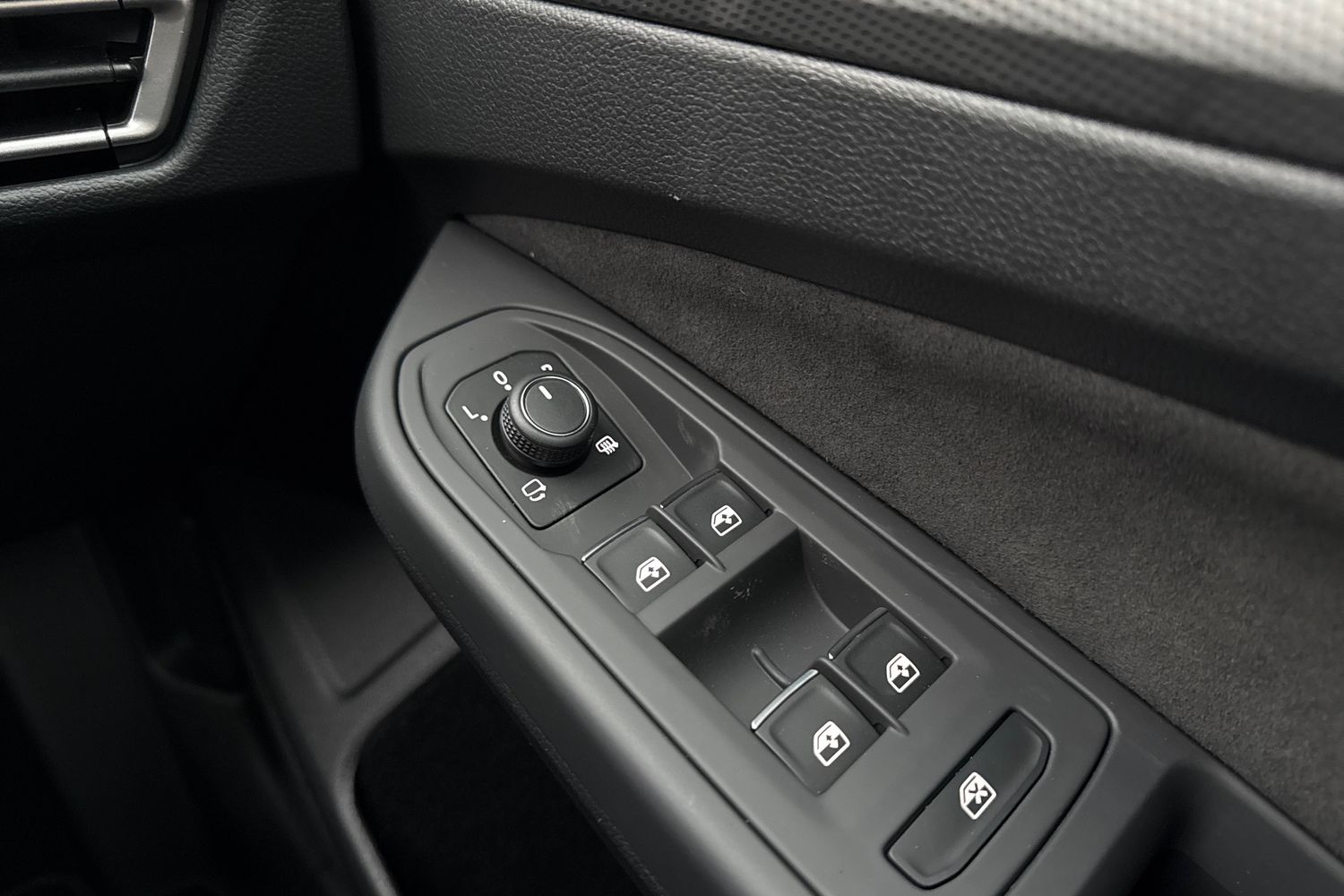 Used Volkswagen Golf 2025 for sale - 77303064: Photo 25