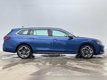 Used Volkswagen Passat 2025 for sale - 78422089: Photo